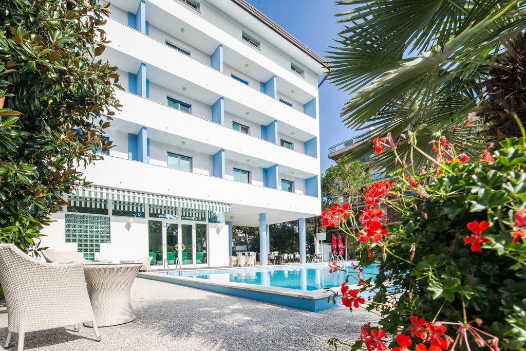 Hotel Olympia لينانو سابيادورو المظهر الخارجي الصورة