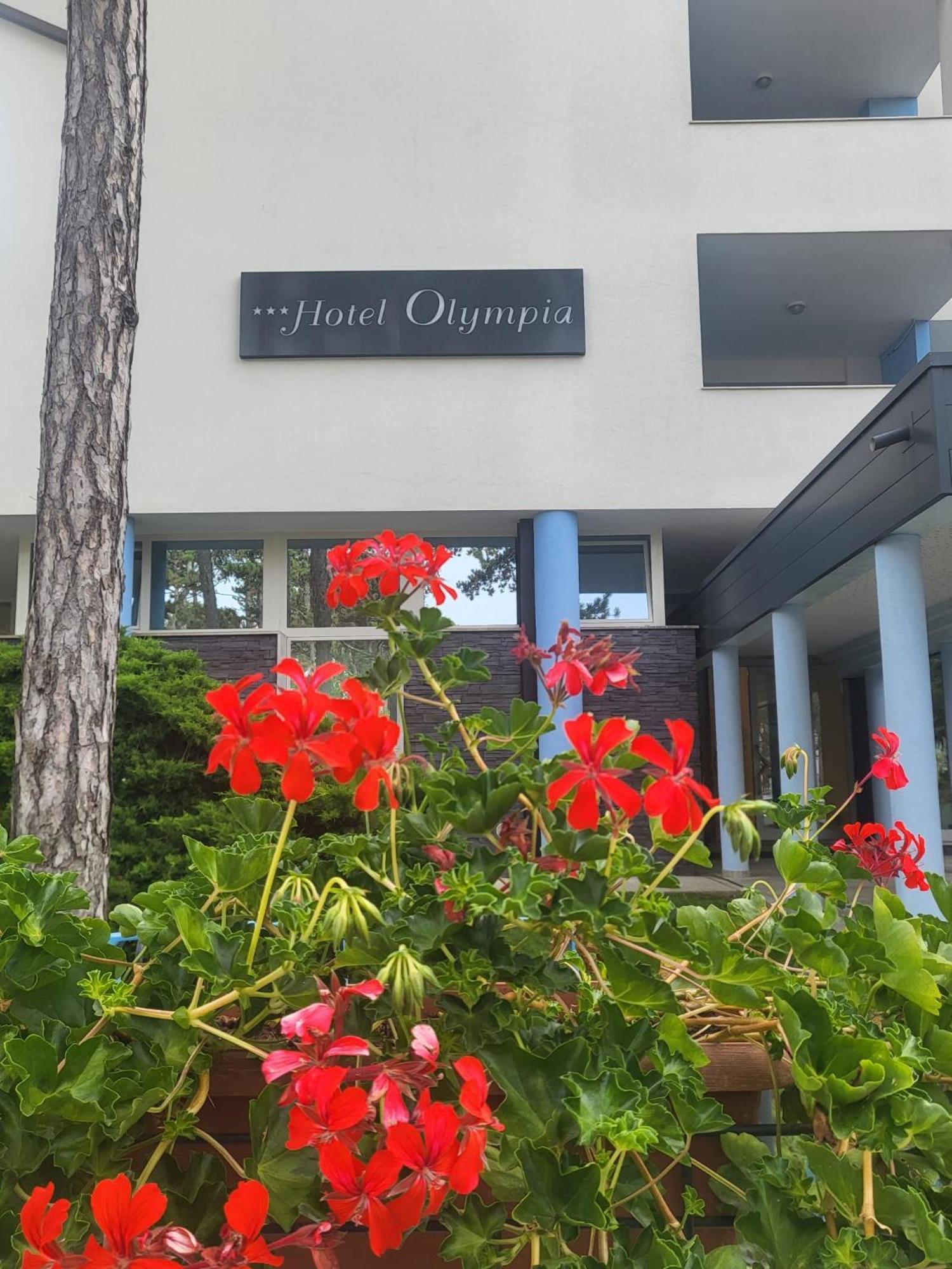 Hotel Olympia لينانو سابيادورو المظهر الخارجي الصورة